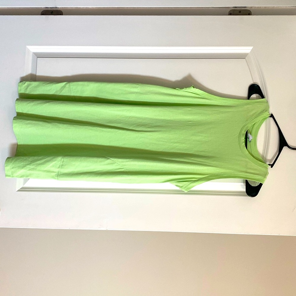 Old Navy lime green sleeveless dress